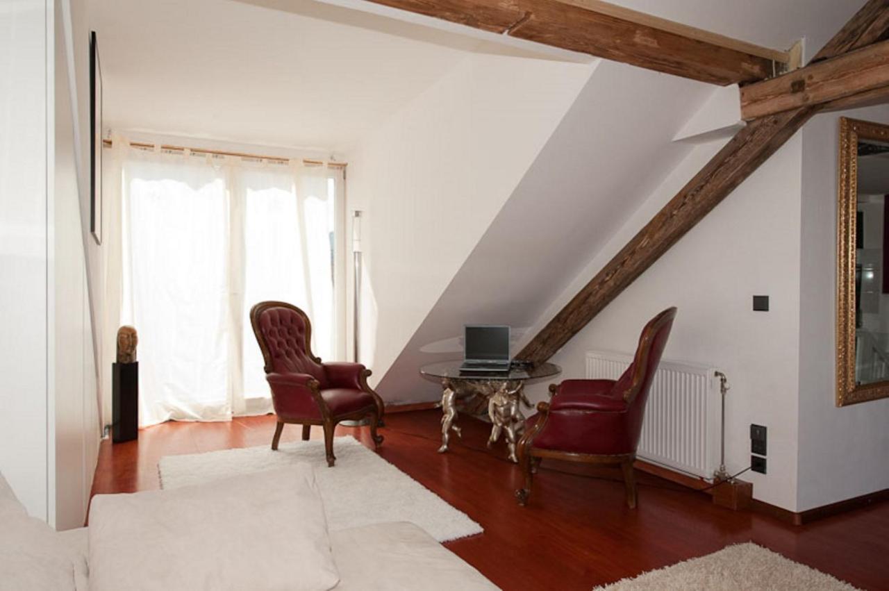 Apartment Lux In Der Stadt